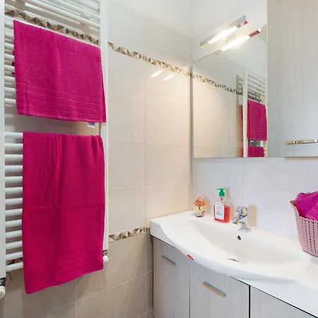 Casa Sanaa Apartman Civezza