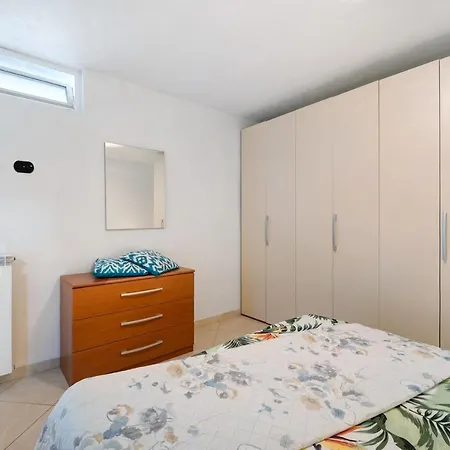 Casa Sanaa * Civezza