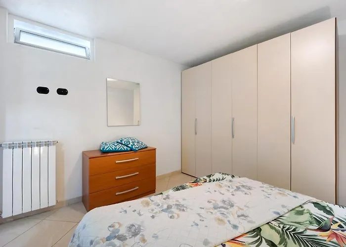 Casa Sanaa * Civezza