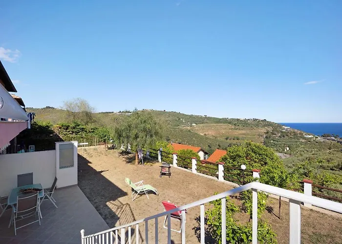 Casa Sanaa 公寓 Civezza